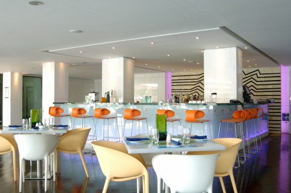Oasis_Bar_