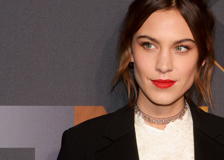 Τα Marks and Spencer συνεργάζονται με την Alexa Chung