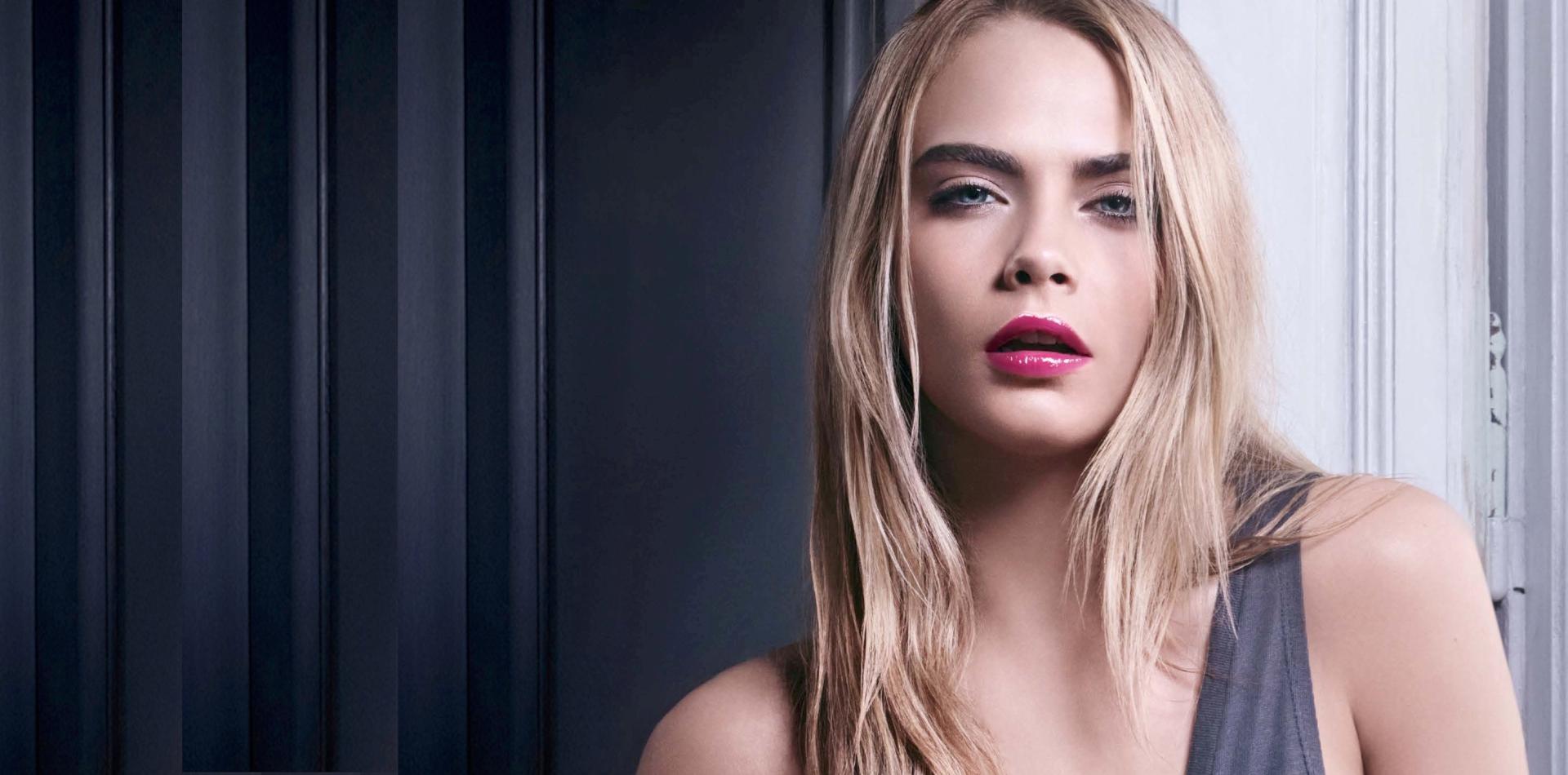 Η Cara συναντά τον YSL…