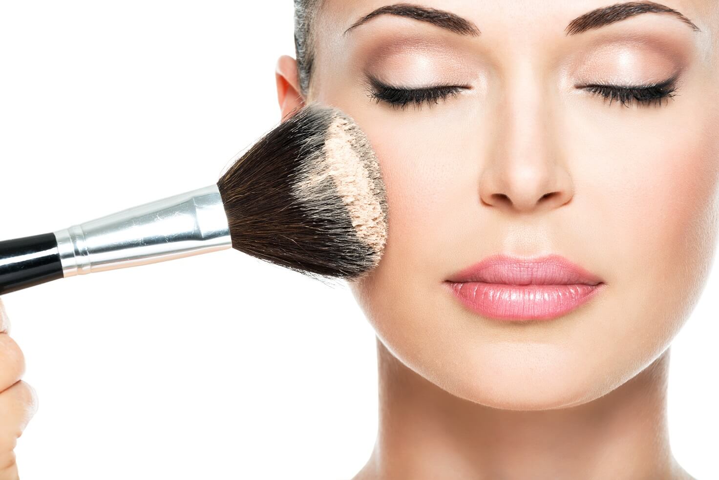 Τα beauty tips που δεν μας λένε οι μακιγιέρ