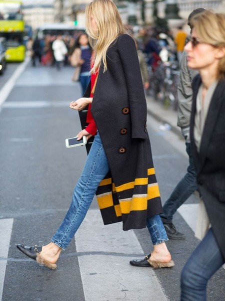 Flat mules: πώς θα φορέσουμε το trend την άνοιξη