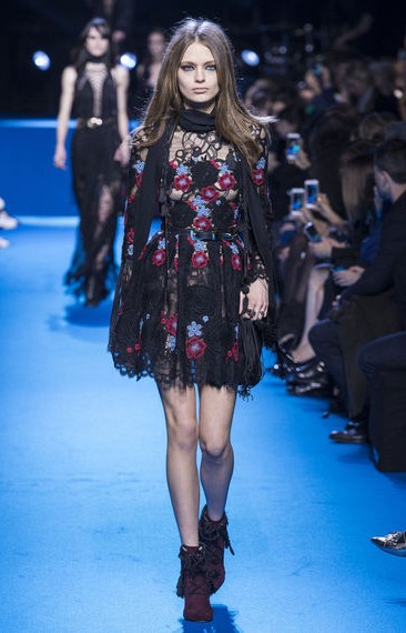 Οι Gipsy Queens του Elie Saab μαγεύουν το Παρίσι