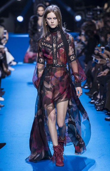 Οι Gipsy Queens του Elie Saab μαγεύουν το Παρίσι