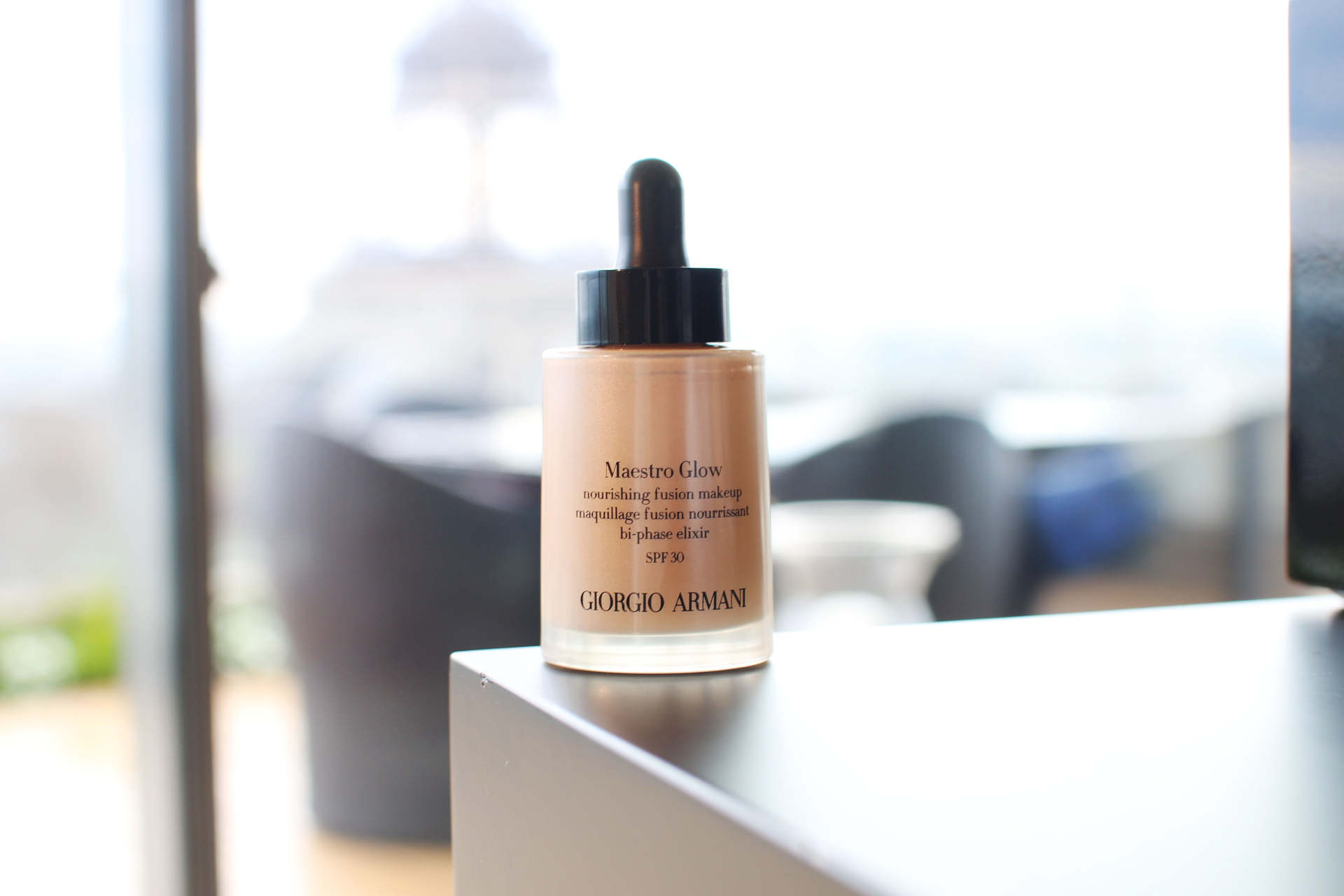 Τι είναι το διφασικό make-up και γιατί μας κέρδισε