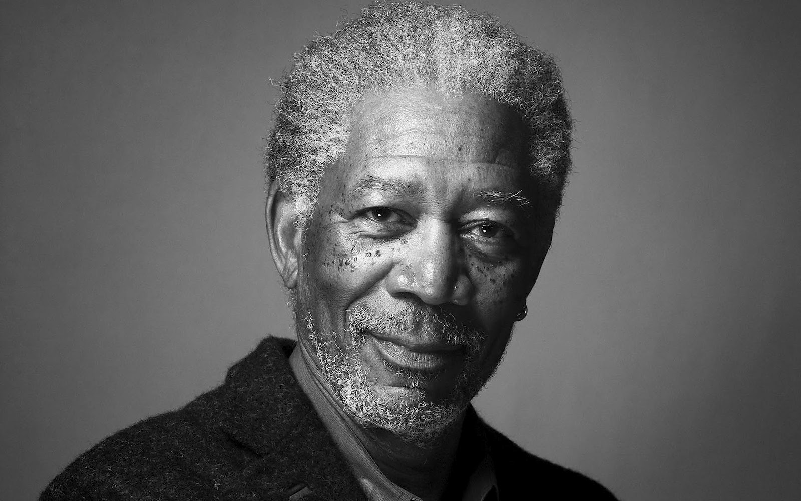 Με σοφέρ τον Morgan Freeman τι μπορεί να πάει στραβά;