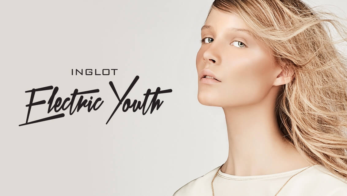 Βήμα-βήμα αποκτούμε το Εlectric Makeup Look της Inglot