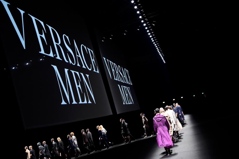 Ακυκλοφόρητα τραγούδια του Prince στο σόου Versace Men