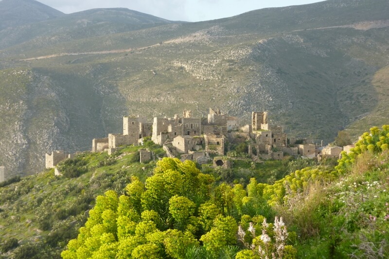 Περιήγηση στη Μάνη με αφετηρία το Porto Vitilo Boutique Hotel