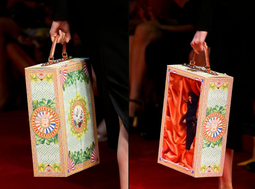 Doll Up: Το κουκλίστικο αξεσουάρ των Dolce & Gabbana