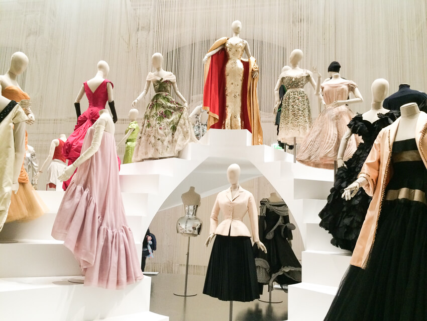 Fashion Forward, 3 Siècles de mode (1715-2016)