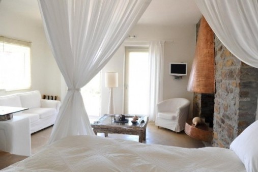 Σεπτέμβριος στην Τζιά και στο Aigis Suites Boutique Hotel