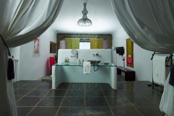 Σεπτέμβριος στην Τζιά και στο Aigis Suites Boutique Hotel