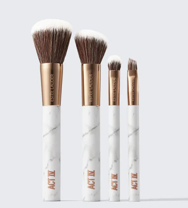 Danielle Lauder Πρεμιέρα στον χώρο του makeup