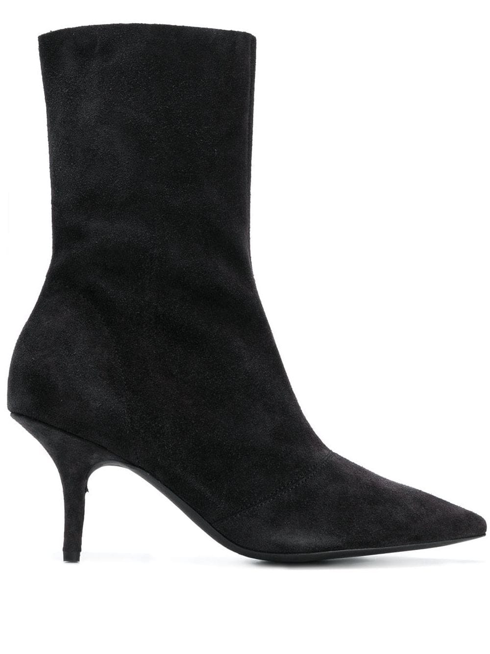 Μποτάκι Yeezy, από 489€ τώρα 171€, Farfetch