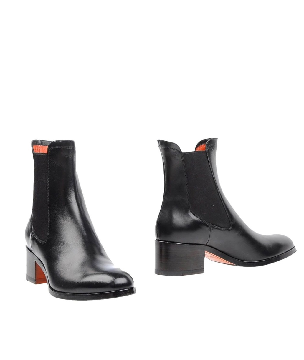 Ankle Boot Santoni, με λάστιχο στο πλάι, από 450€ τώρα 211€,﻿ Yoox.