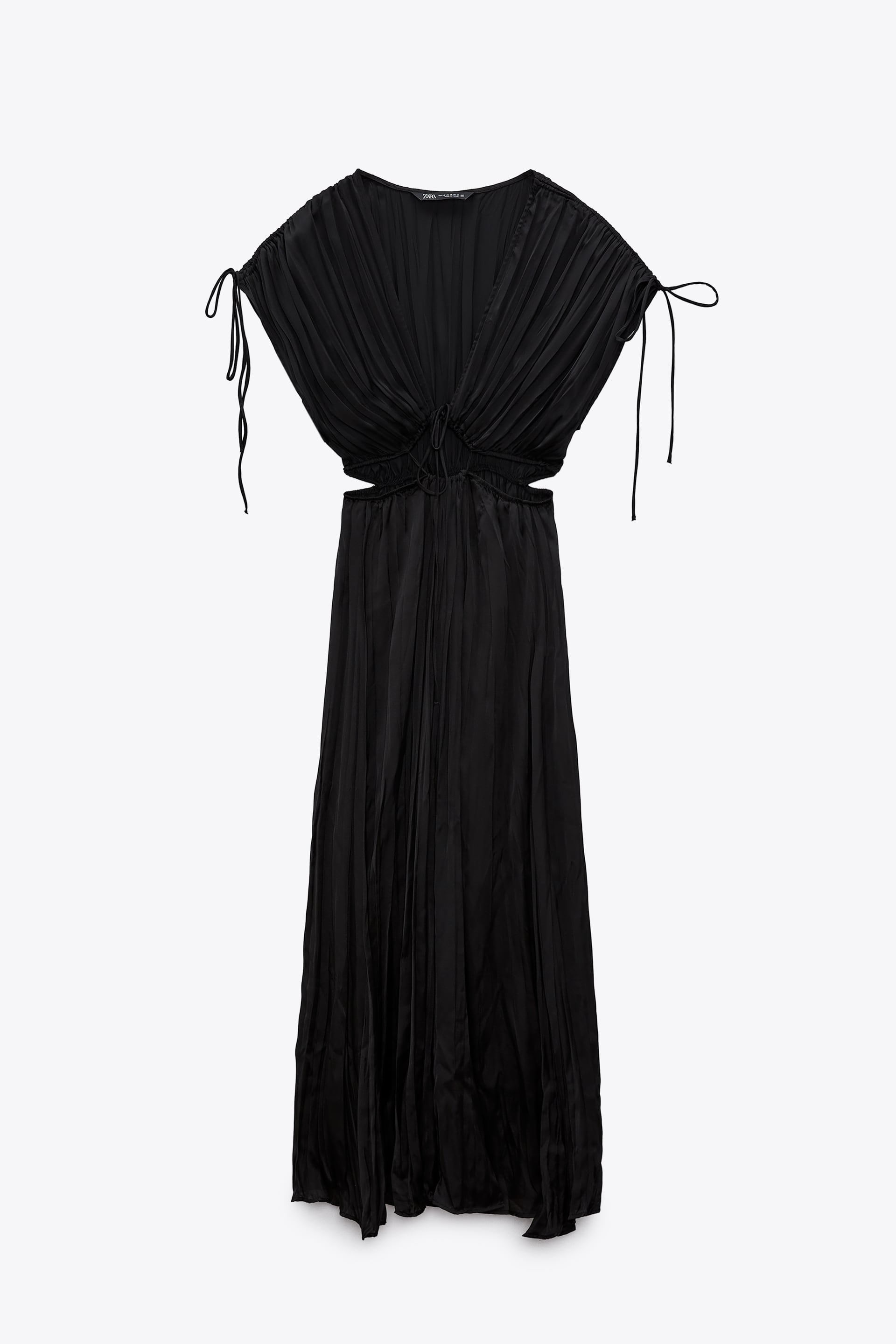Φόρεμα με κοψίματα, 29.95€, Zara.