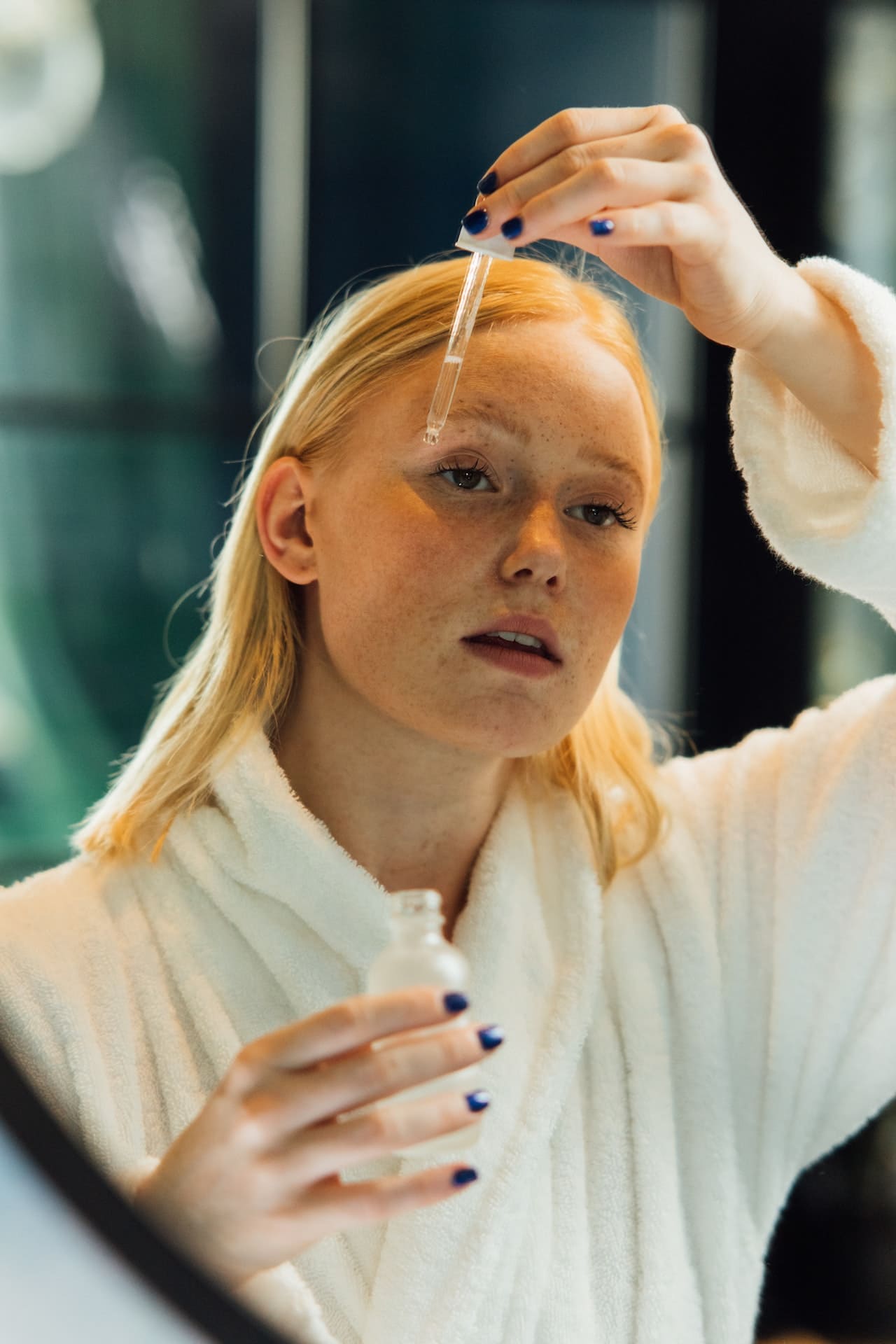 Serums και έλαια προσώπου: Συνδυαστική χρήση και διαφορές
