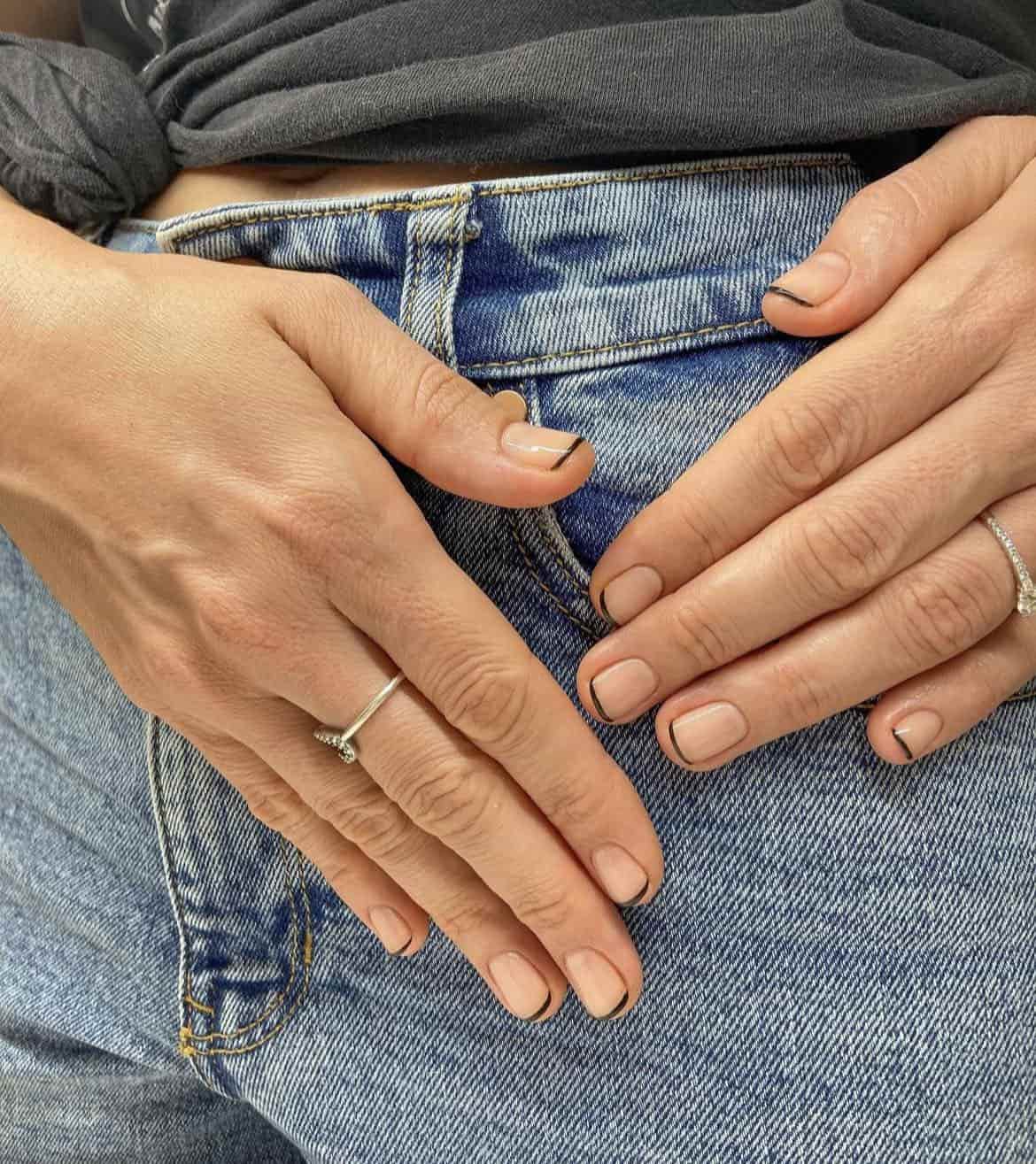 Brisbaine Nails, μαύρο γαλλικό