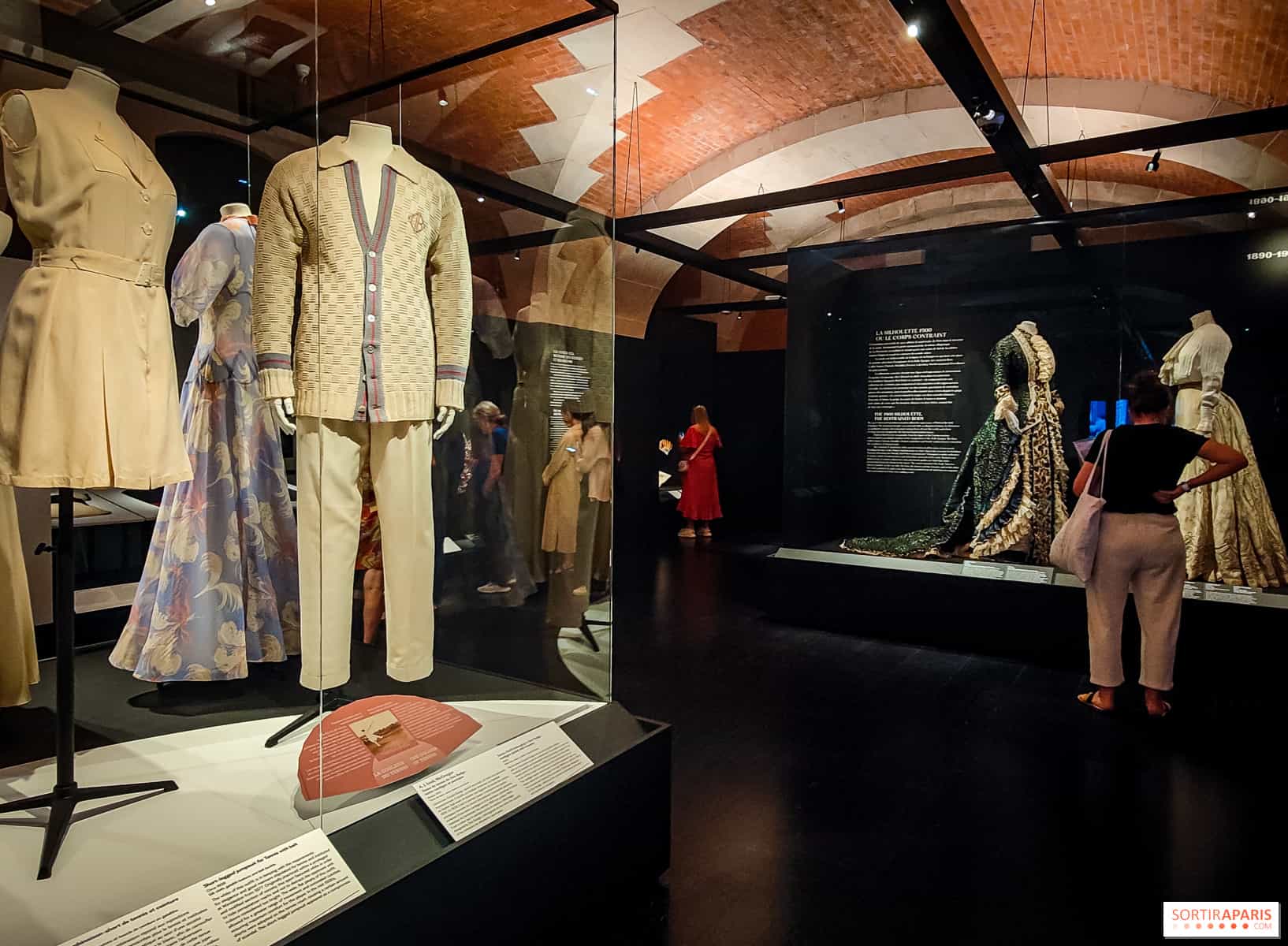 Sortir a Paris, στιγμιότυπα από την έκθεση ‘Bodies in Motion”.