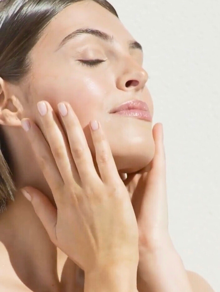 Age Proteom Advanced Serum: Η αντιγηραντική ανακάλυψη της Institut Esthederm