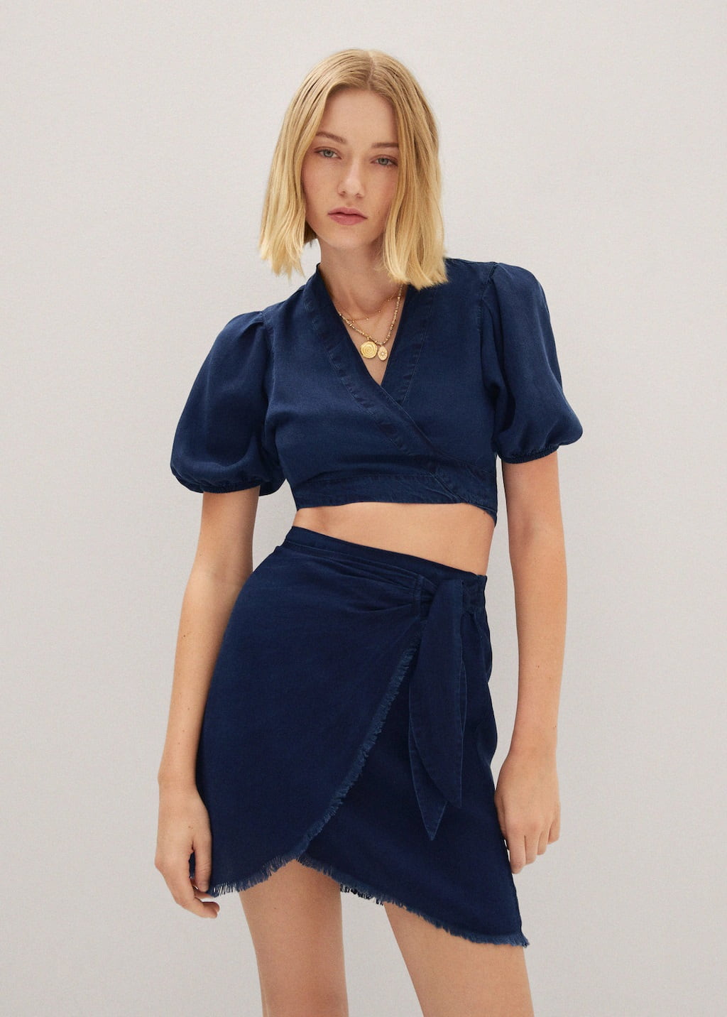 Μiνi wrap φούστα denim, 29.99 € , Mango