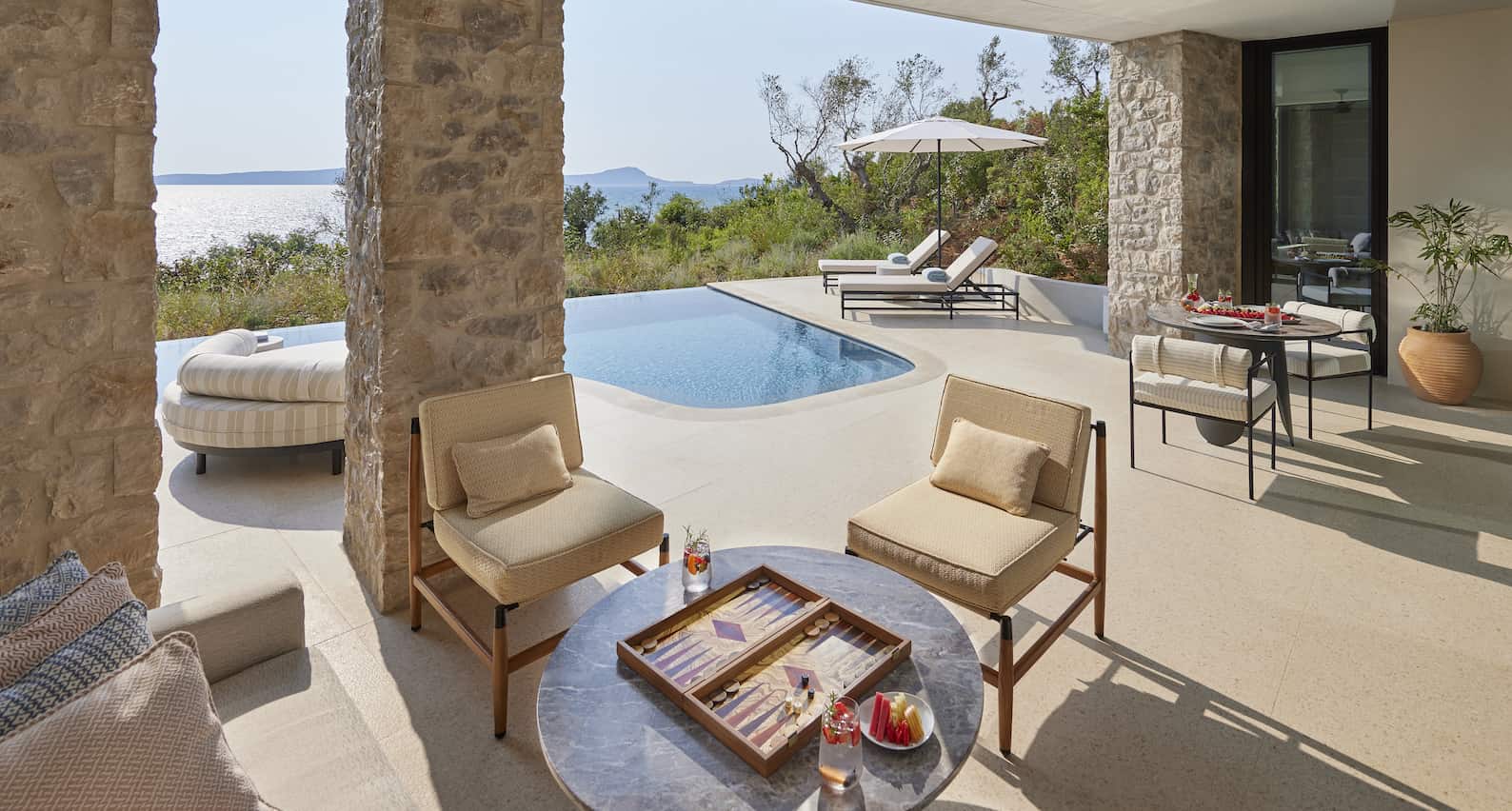 Mandarin Oriental Costa Navarino, Villa Terrace