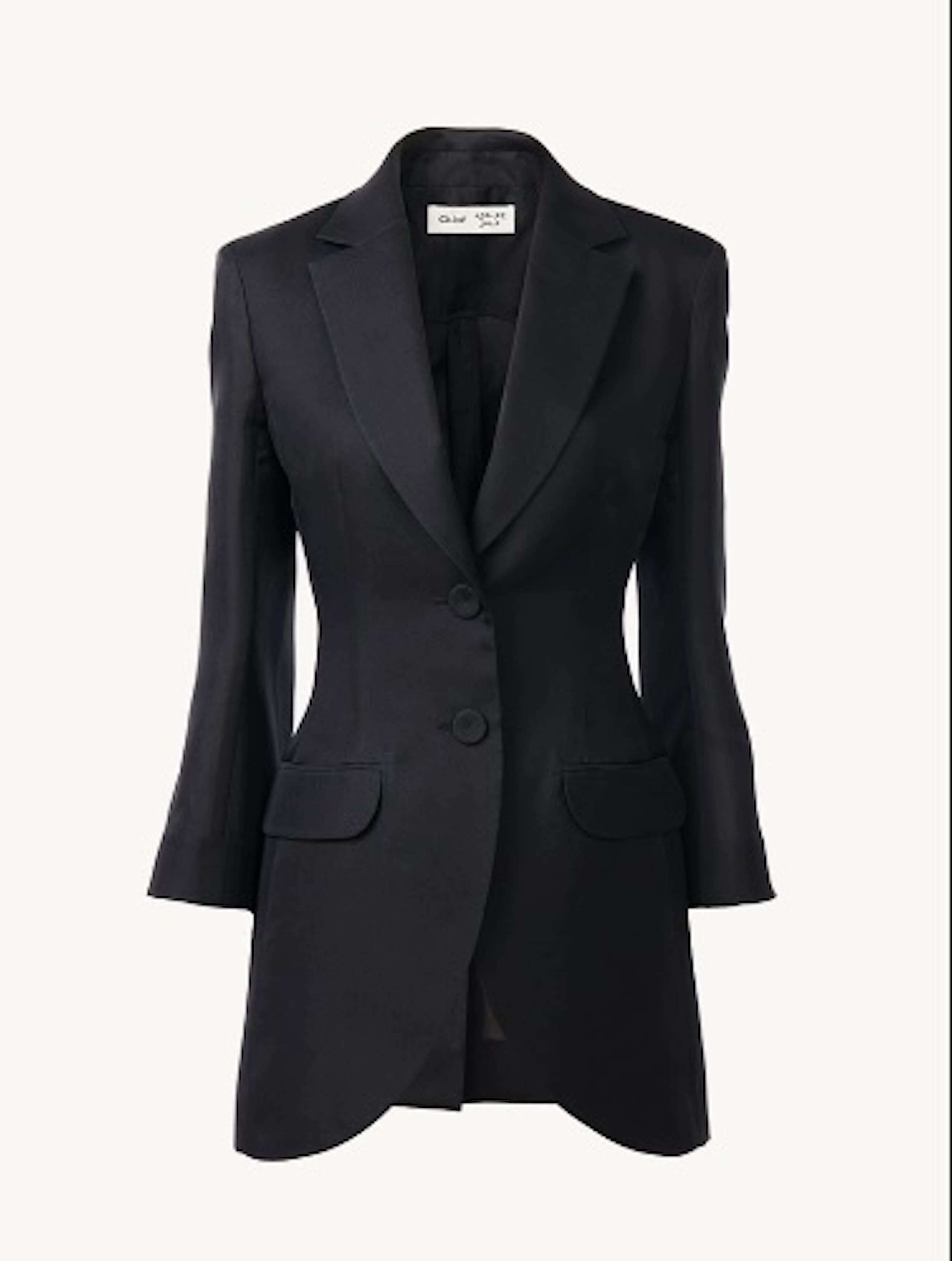 Σακάκι, Chloé x Atelier Jolie. Photo: Courtesy of Chloé.