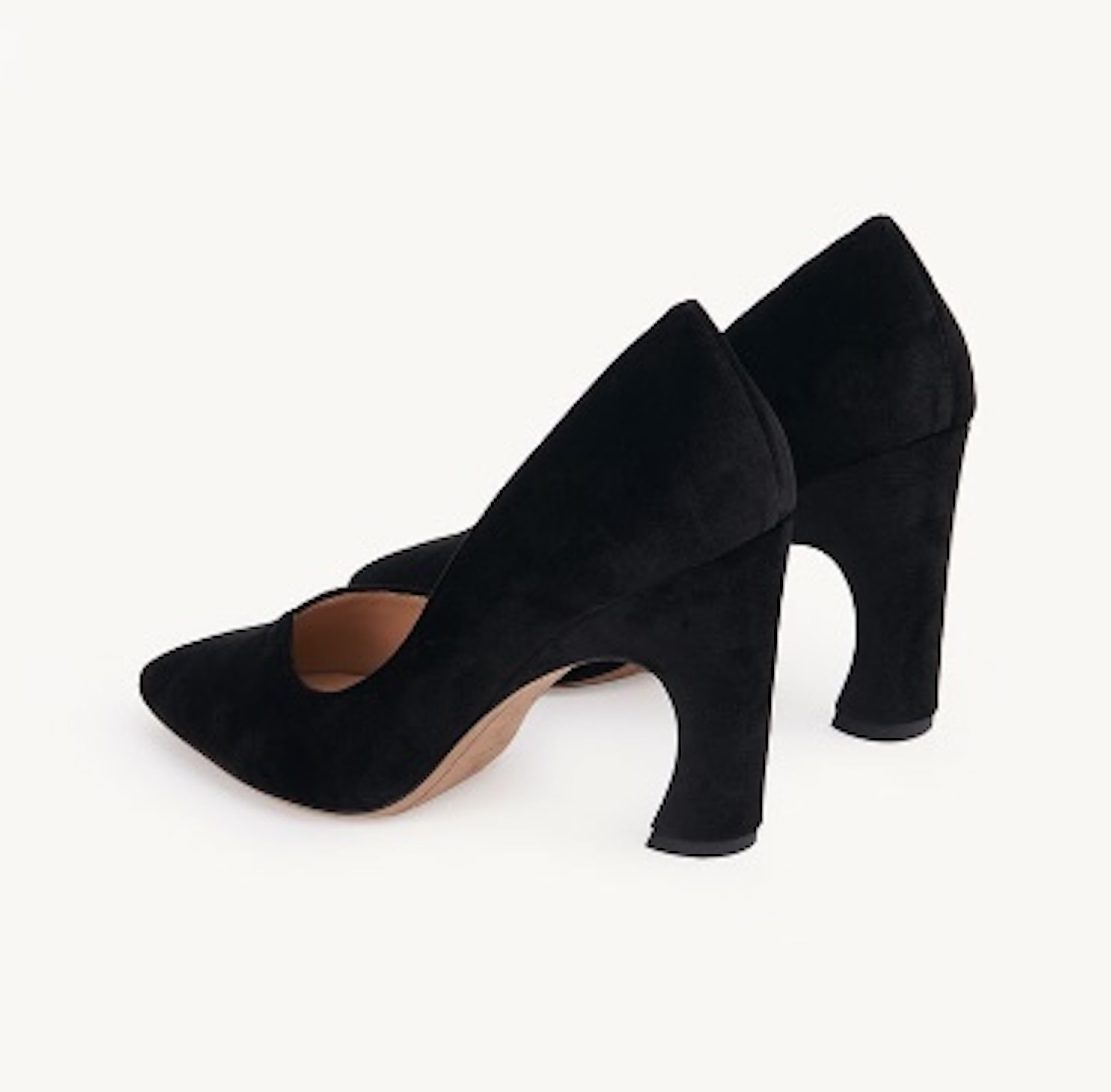 Γόβες, Chloé x Atelier Jolie. Photo: Courtesy of Chloé.