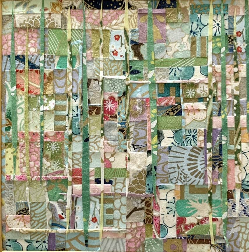 Kολάζ από γιαπωνέζικα χαρτιά. "Εphemeral Grace" by Mari Aoyama στη Gallery Eleni Marneri.