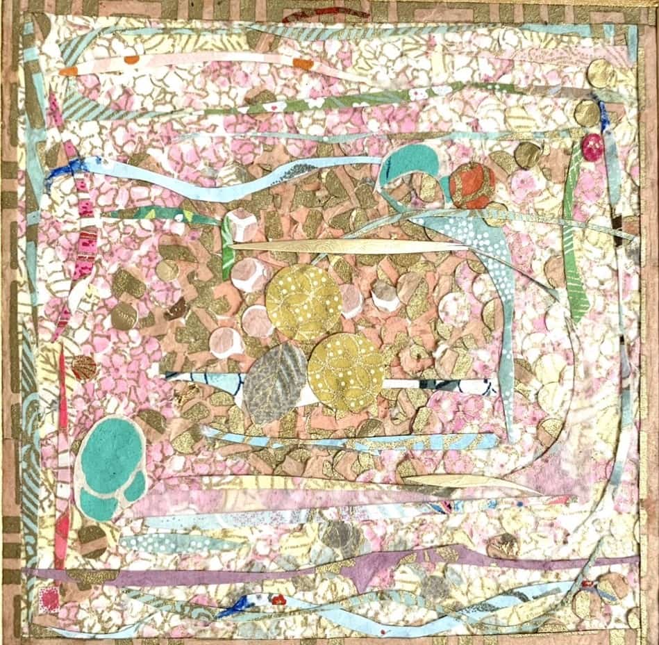 Kολάζ από γιαπωνέζικα χαρτιά. "Εphemeral Grace" by Mari Aoyama στη Gallery Eleni Marneri.