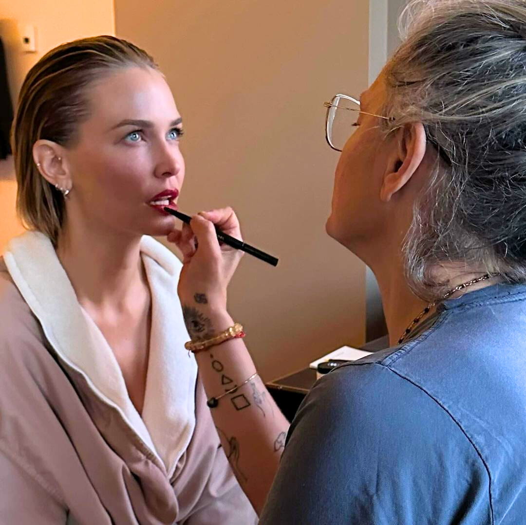 Lara Worthington