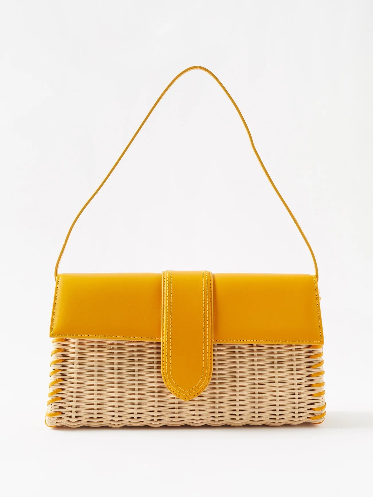Ψάθινη mini τσάντα, Jacquemus, 540 € από 1.350 €, MATCHES FASHION