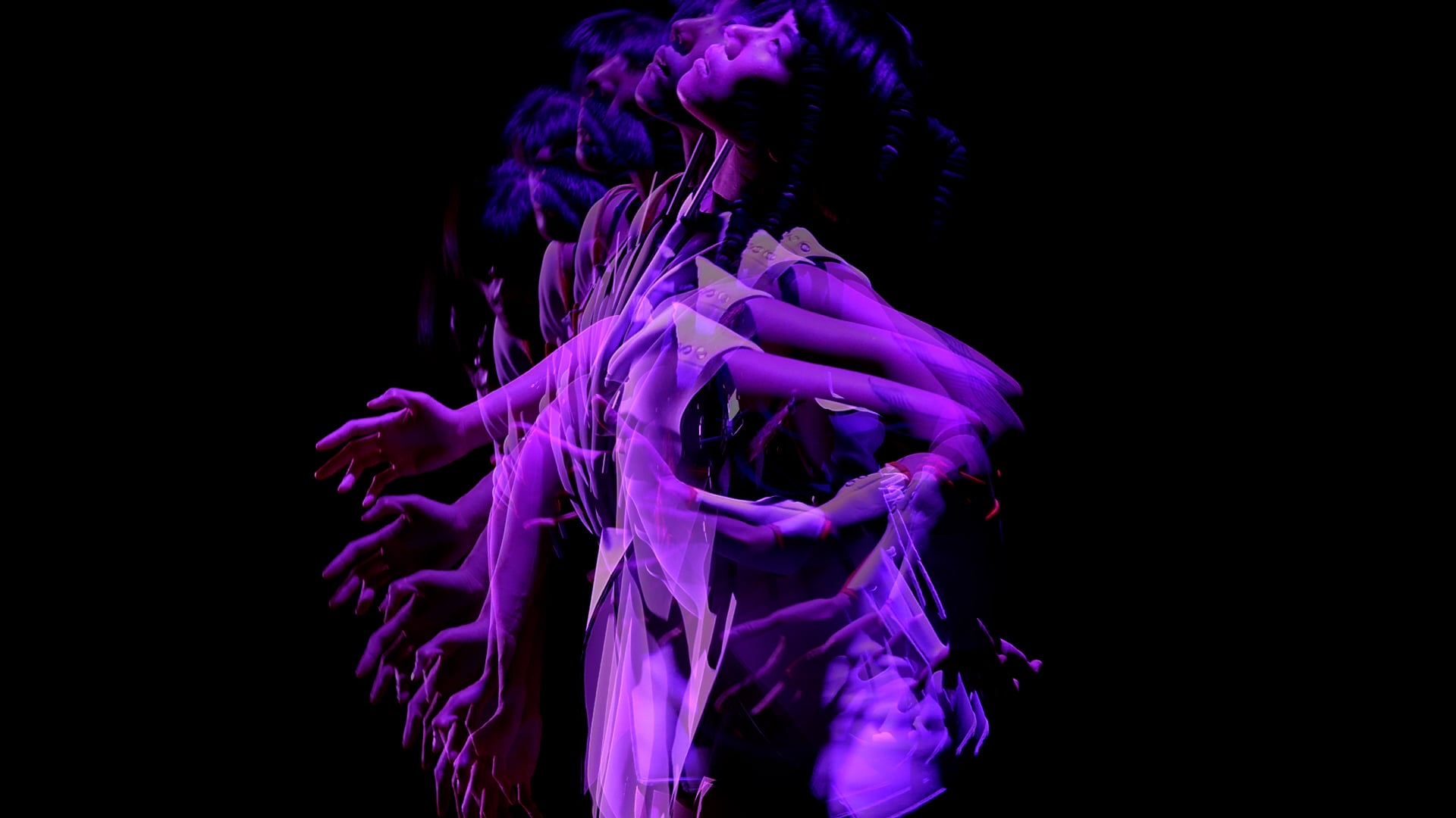 Αφροδίτη Ψαρρά, Ventriloquist Ontology, 2022, performer Tingyi Jiang. 