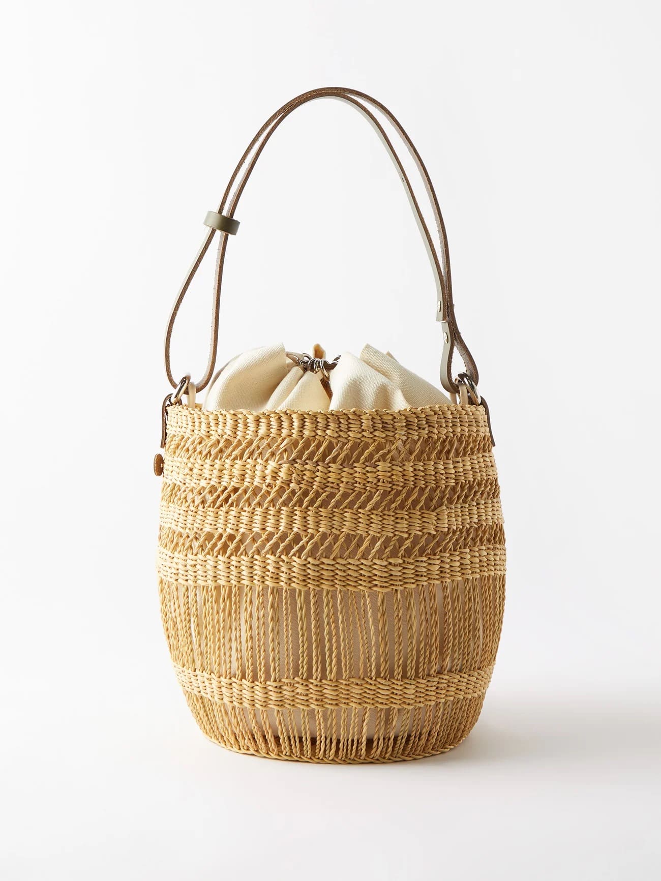 Ψάθινη mini τσάντα, Muuñ Minette, 111 € από 248 € , MATCHES FASHION