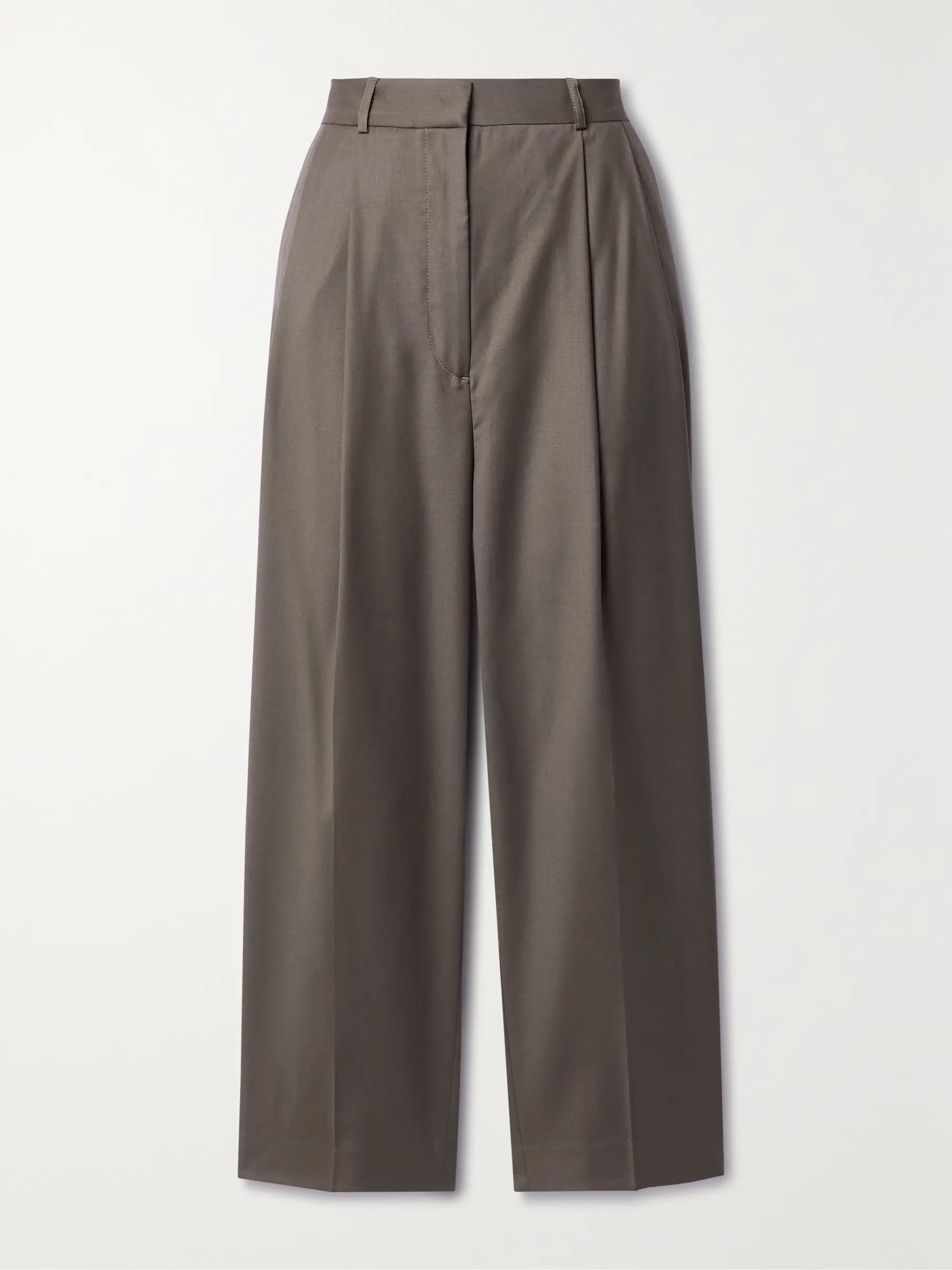 Παντελόνι TOTEME με πιέτες, 220 € από 440 €, NET-A-PORTER