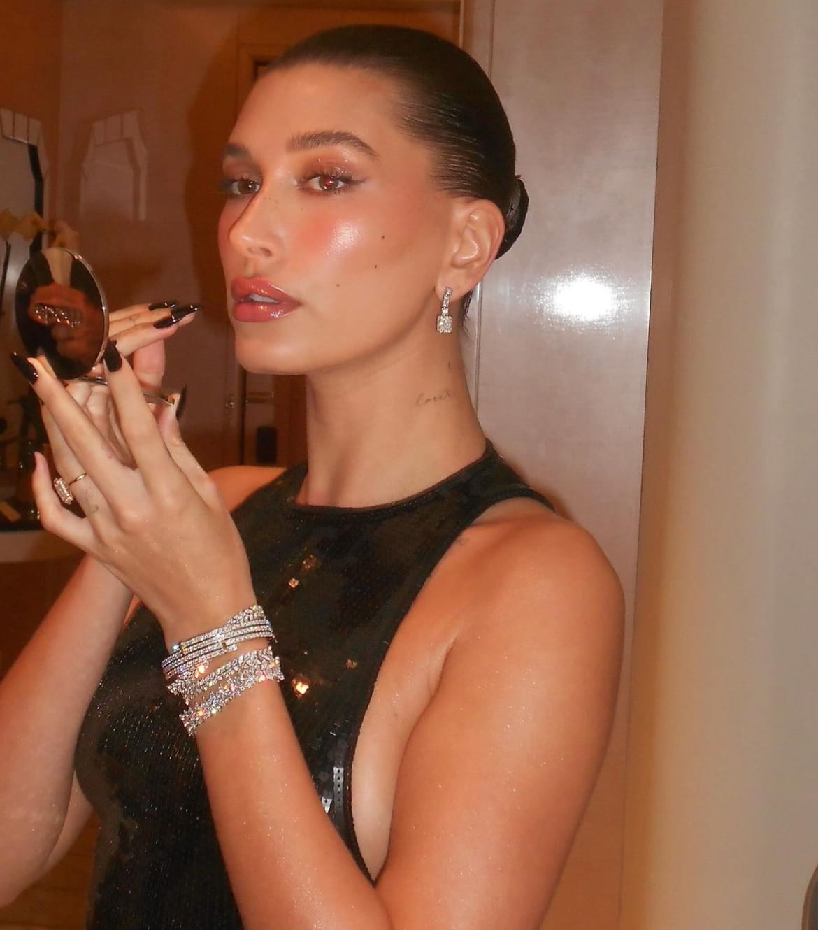 Hailey Bieber