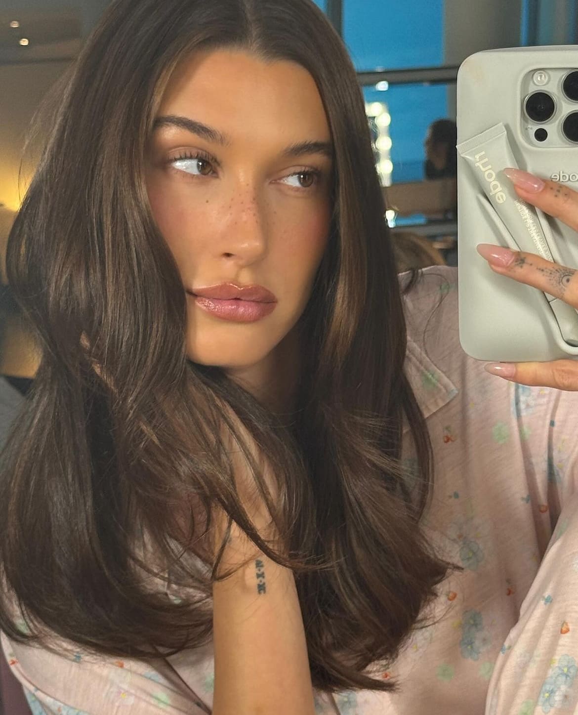 Hailey Bieber