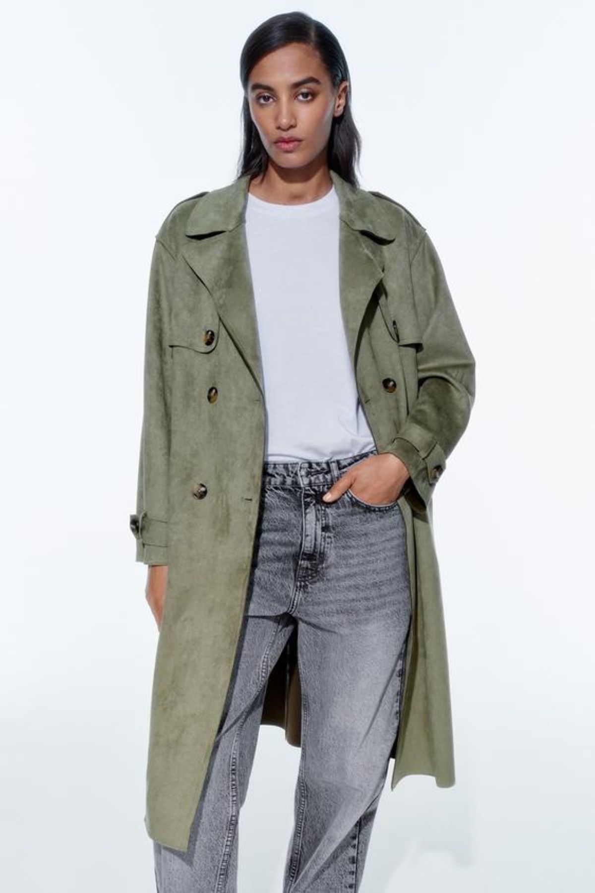 Χακί καμπαρντίνα με καστόρ ύφασμα,  39.95 € , Zara 