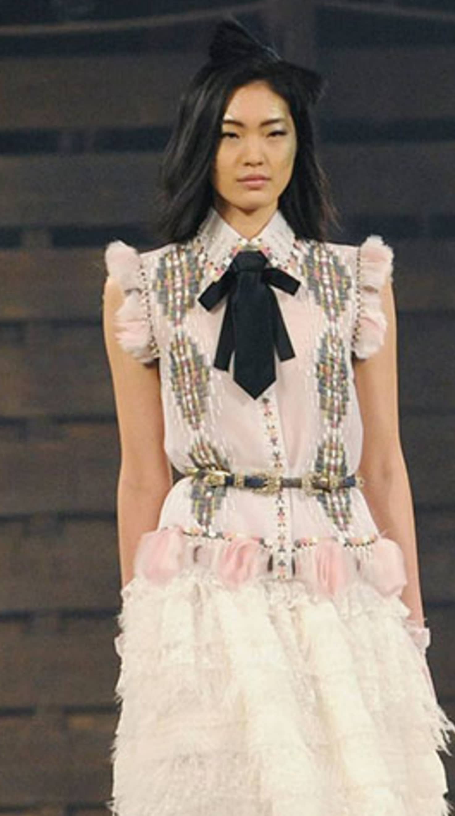 Chanel Dallas Metiers D'Art show 13 - 14