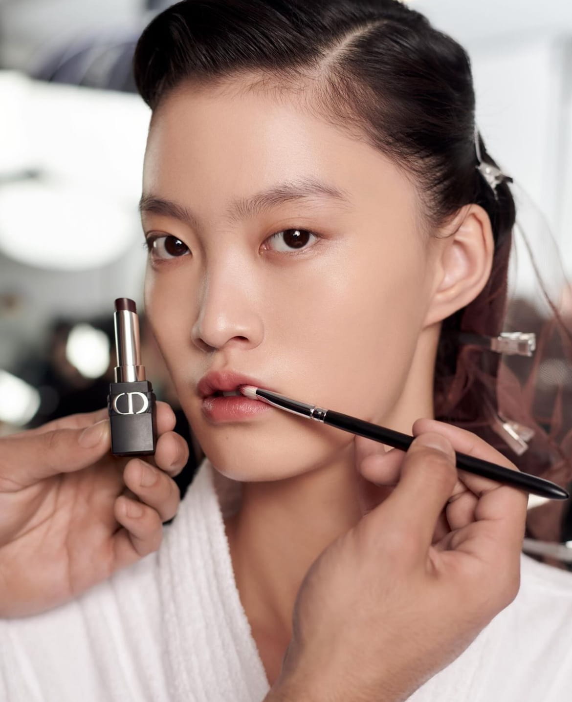Dior Fall '24. Makeup: Peter Philips. Μοντέλο: Ji Shuyan.