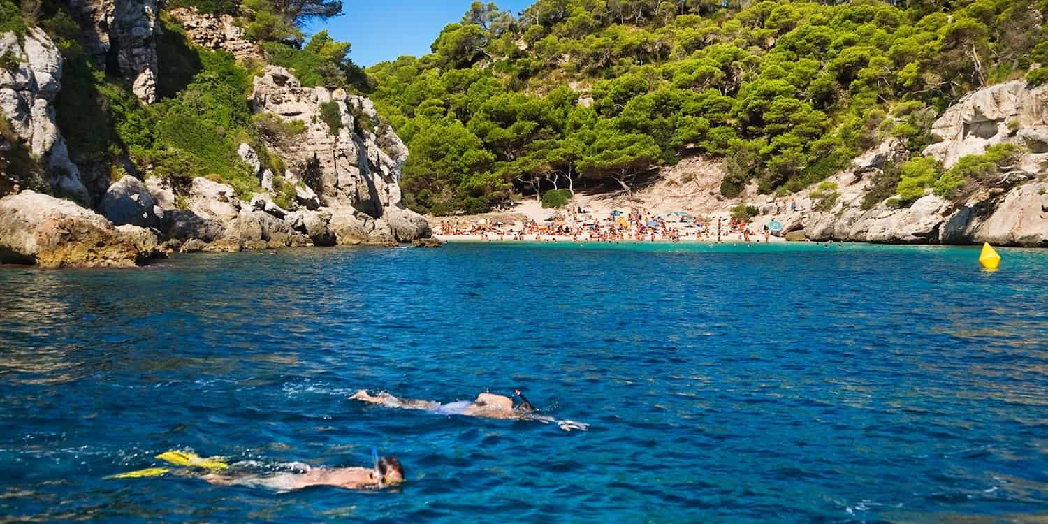 Snorkeling στα μαγικά νερά της Μινόρκα, photo: Τravel Zoo
