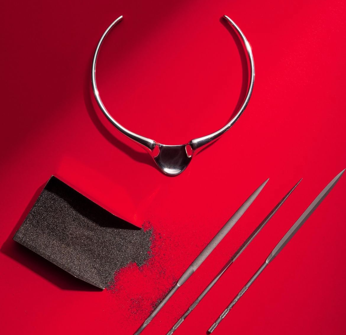 "The Apollonian Choker", Minas Designs. Photo: Alex Antoniadis