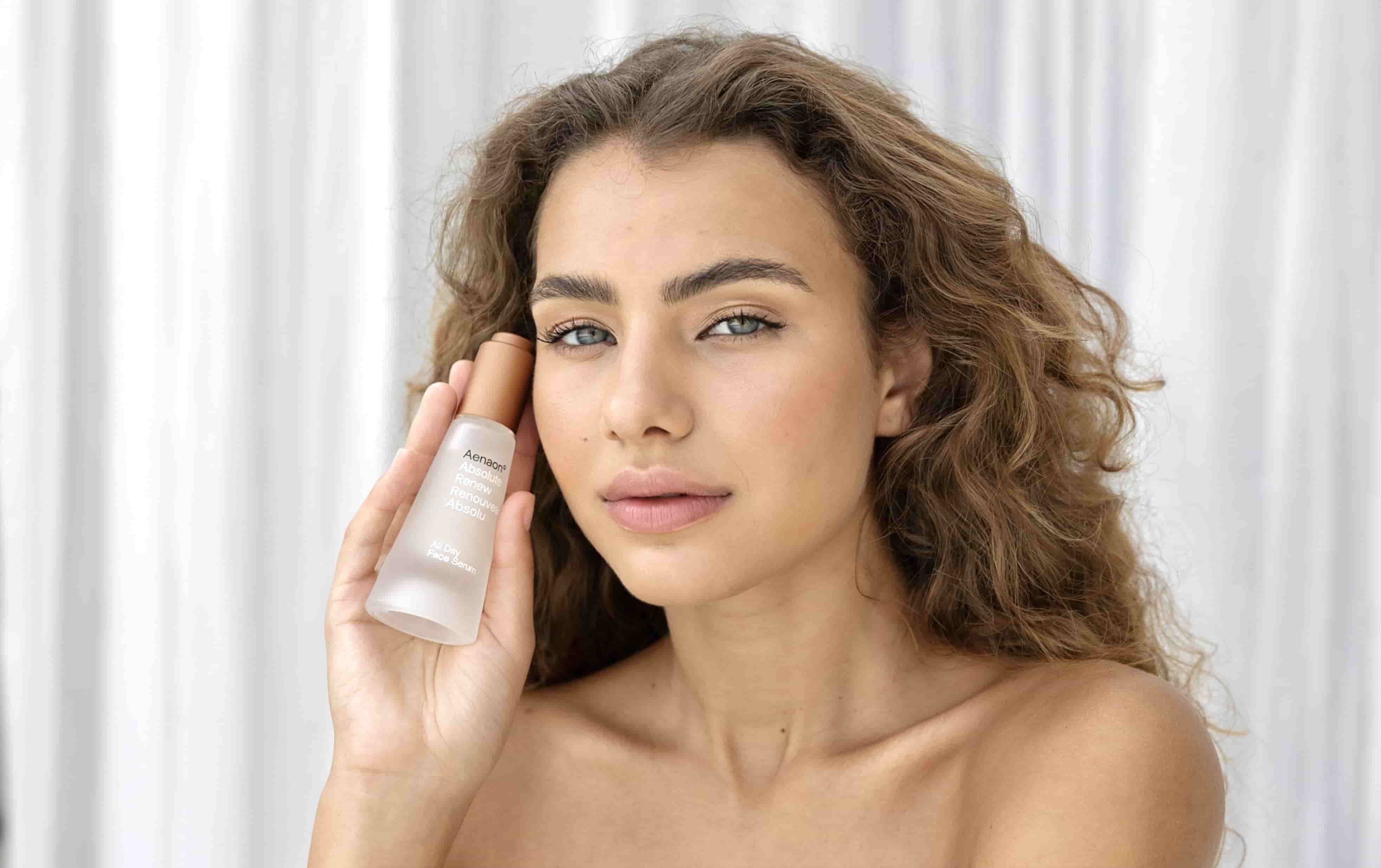 H Aenaon° εισέρχεται στο χώρο του wellness με θεραπείες spa
