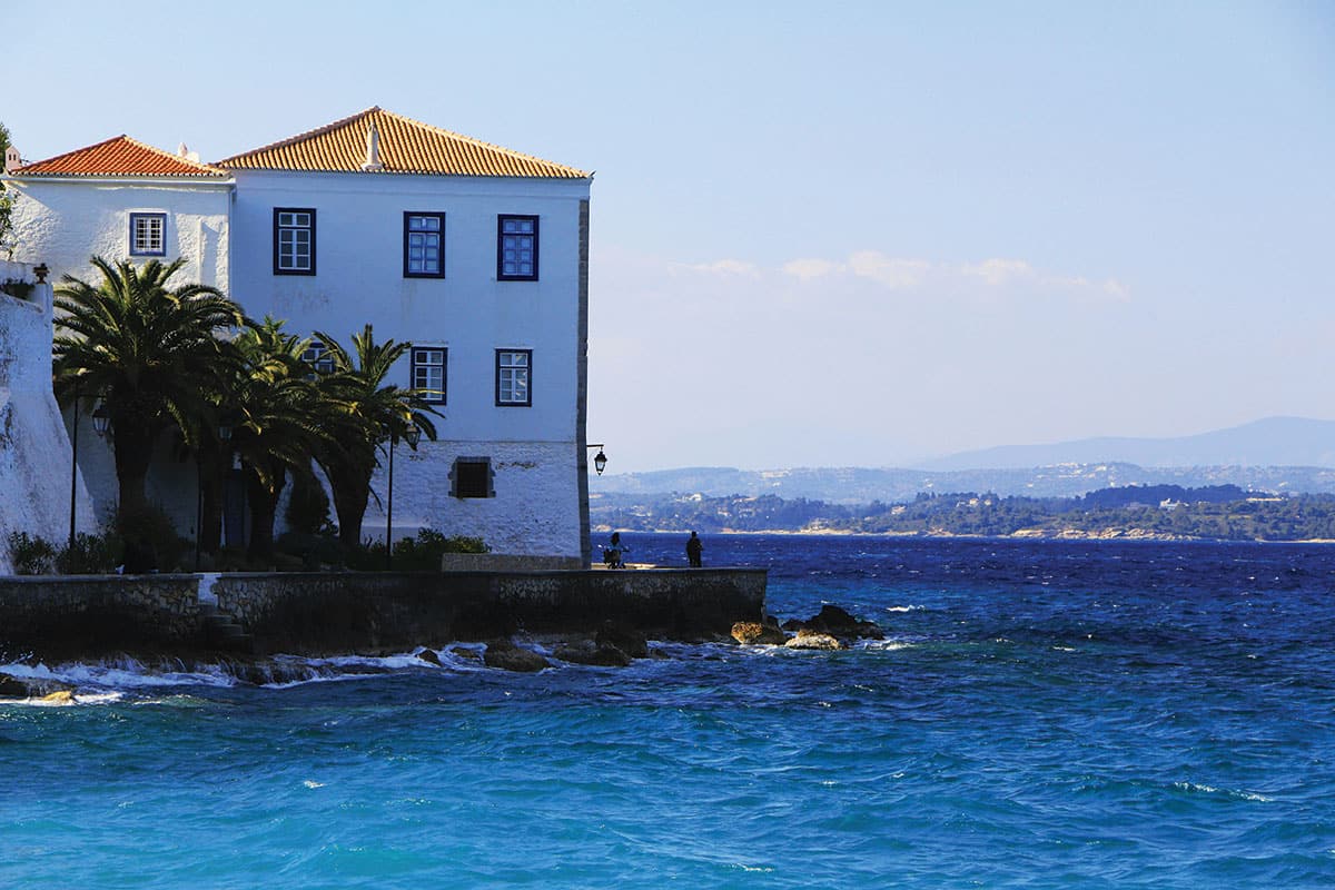 Σπέτσες, photo: eleni afiontzi, unsplash