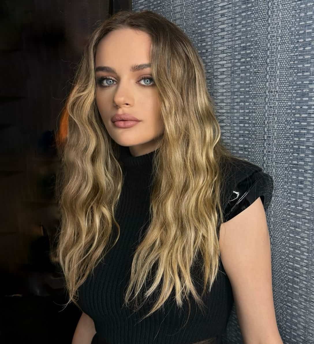 Joe King, μαλλιά: Dimitris Hair