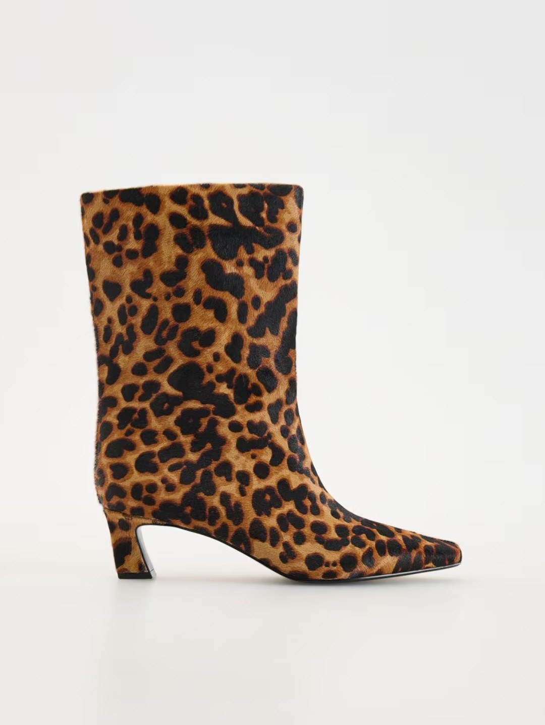 ΔΕΡΜΑΤΙΝΗ ΜΠΟΤΑ ANIMAL PRINT 89.99€ , RESERVED