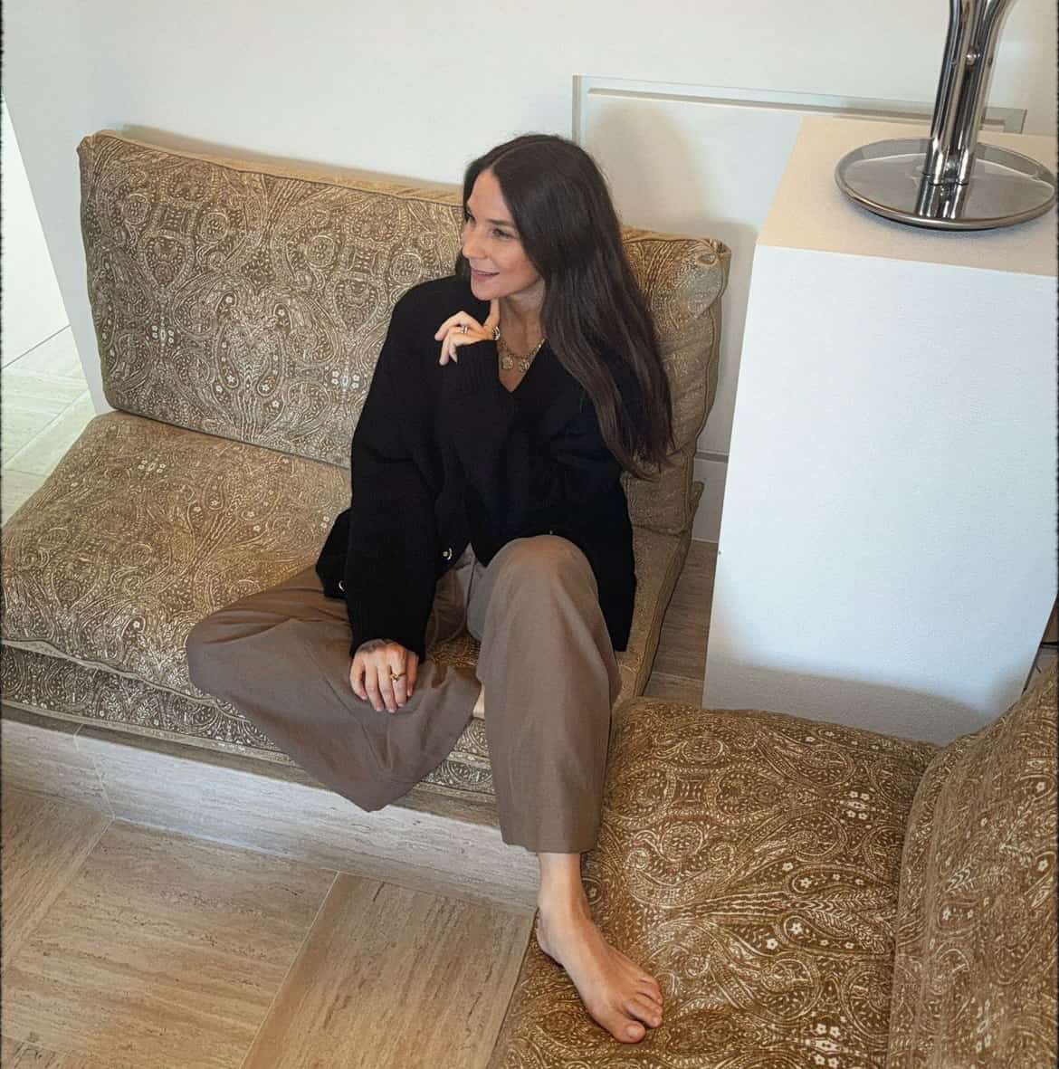 Η ιδρύτρια του brand Nanushka Sandra Sándor