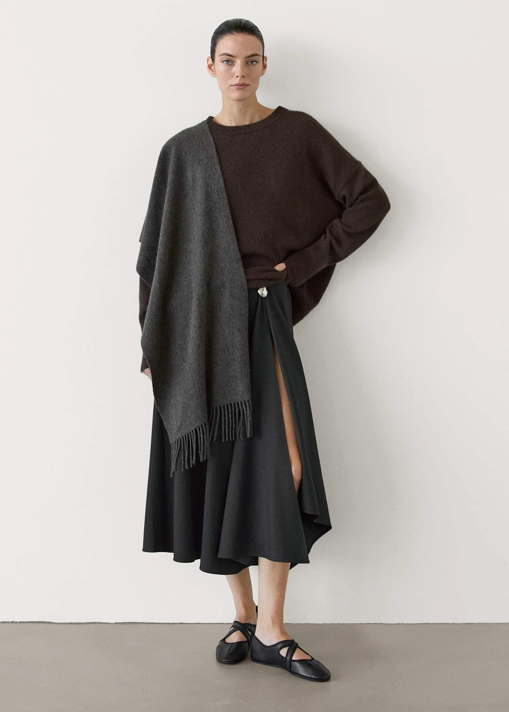 € , Massimo Dutti.