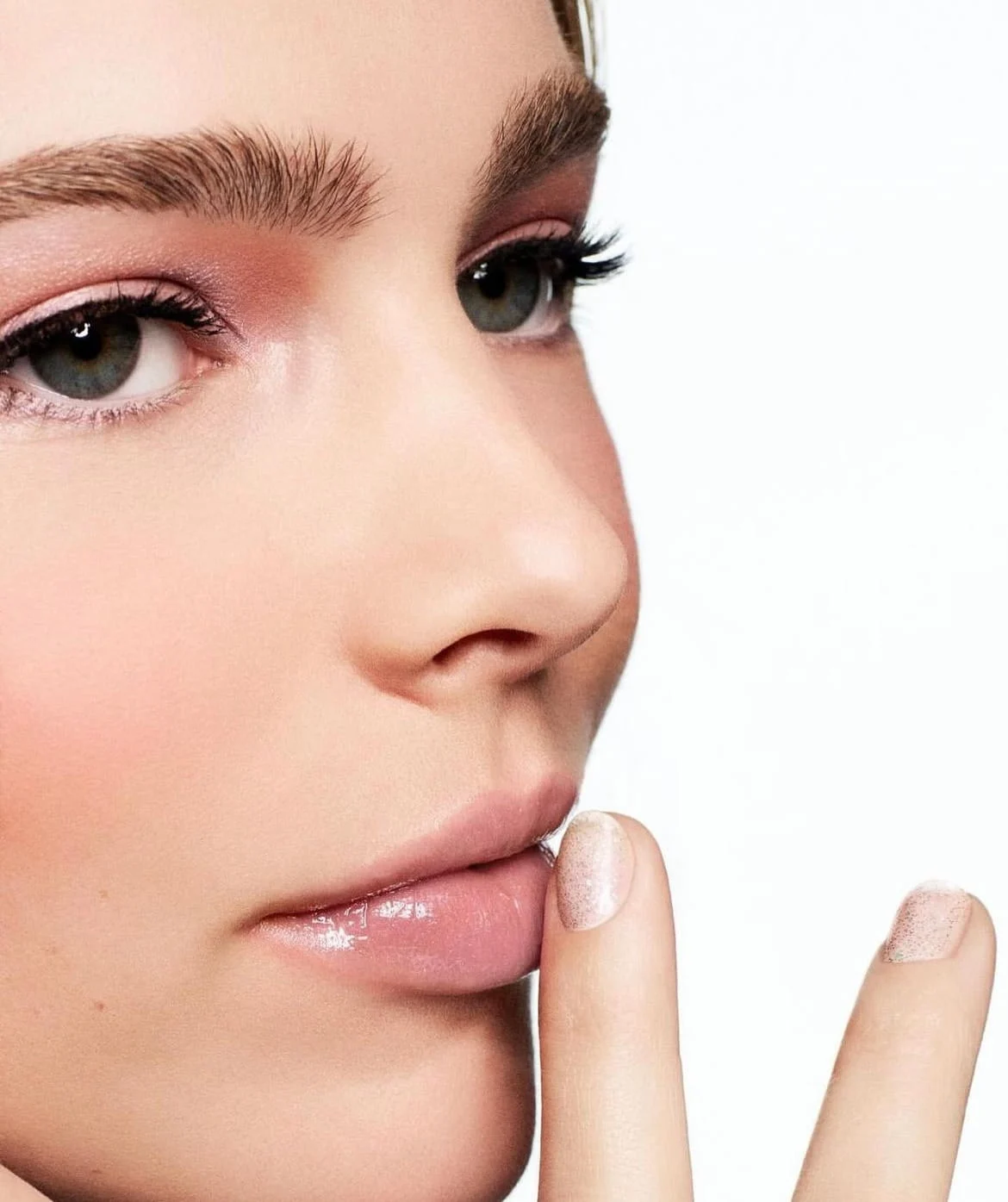 Peter Philips Makeup
