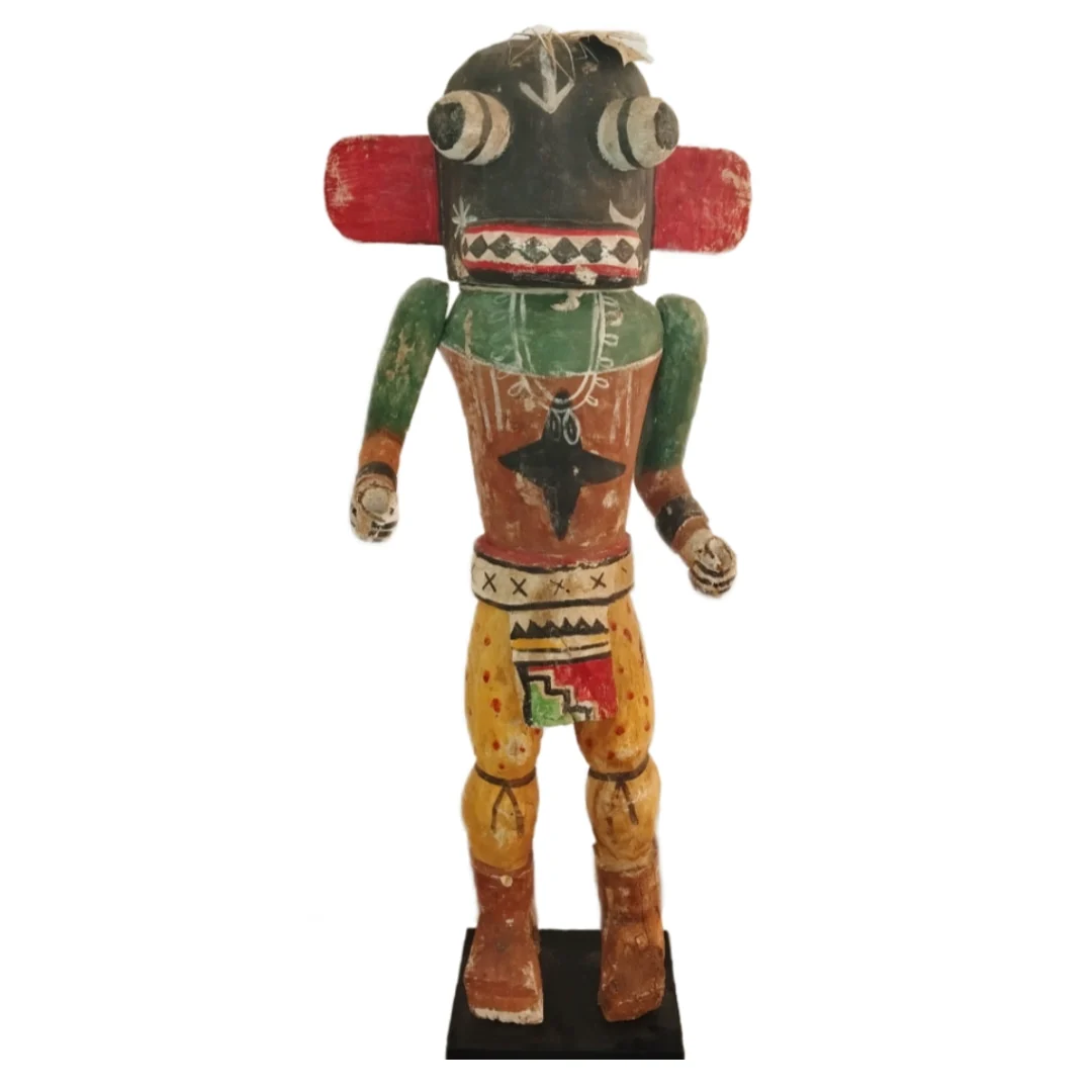 Hoppi people's statue from North America,  Patrick Fabre Collection